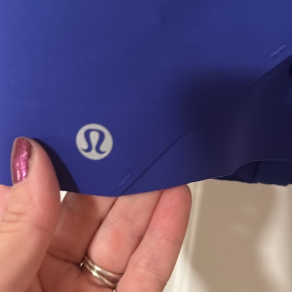 Lululemon energy bra 34D - Picture 3 of 4